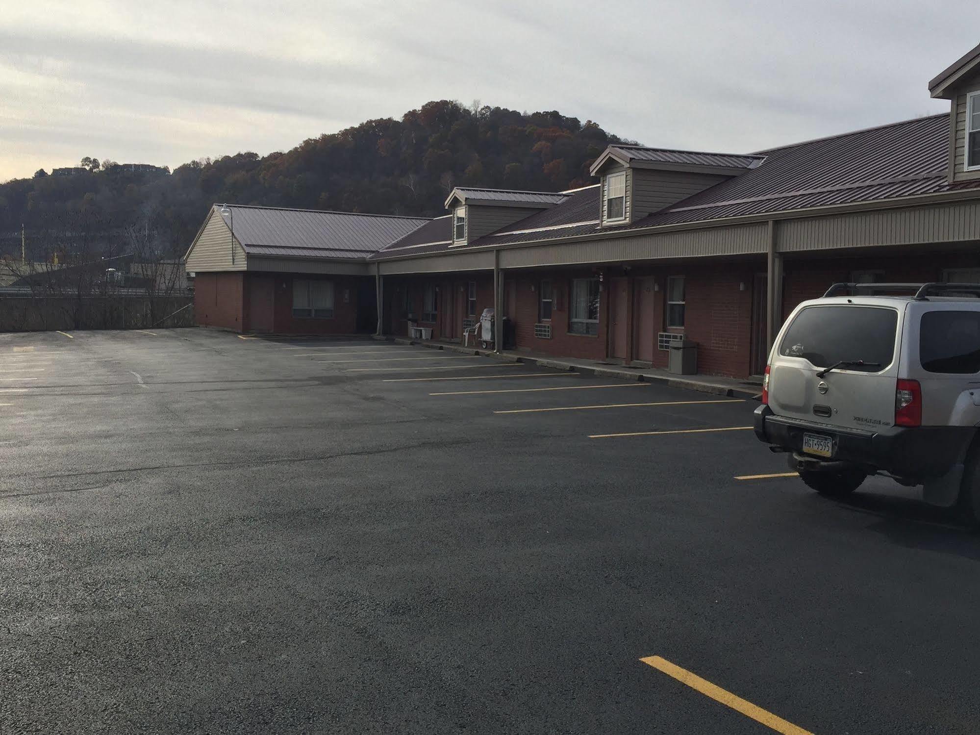 Harmarville Valley Motel Pittsburgh מראה חיצוני תמונה